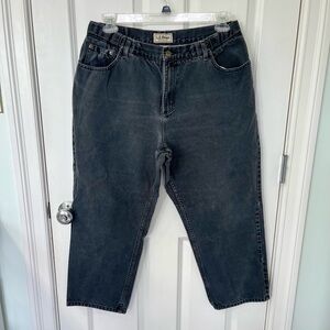 LL Bean jeans relaxed fit 100% cotton straight leg size 18 petite black